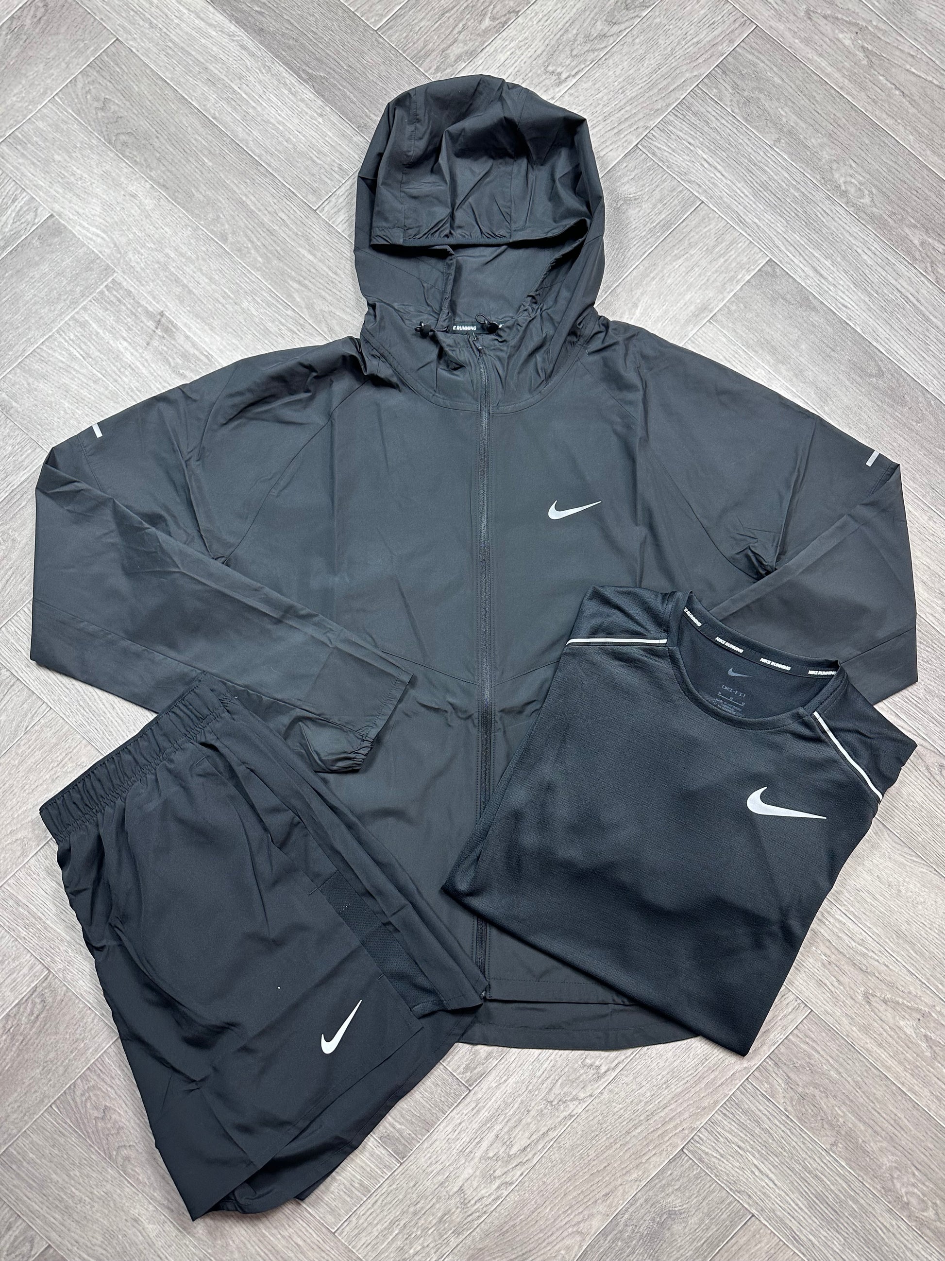 running gear, nike, black sportswear, Nike Windbreaker